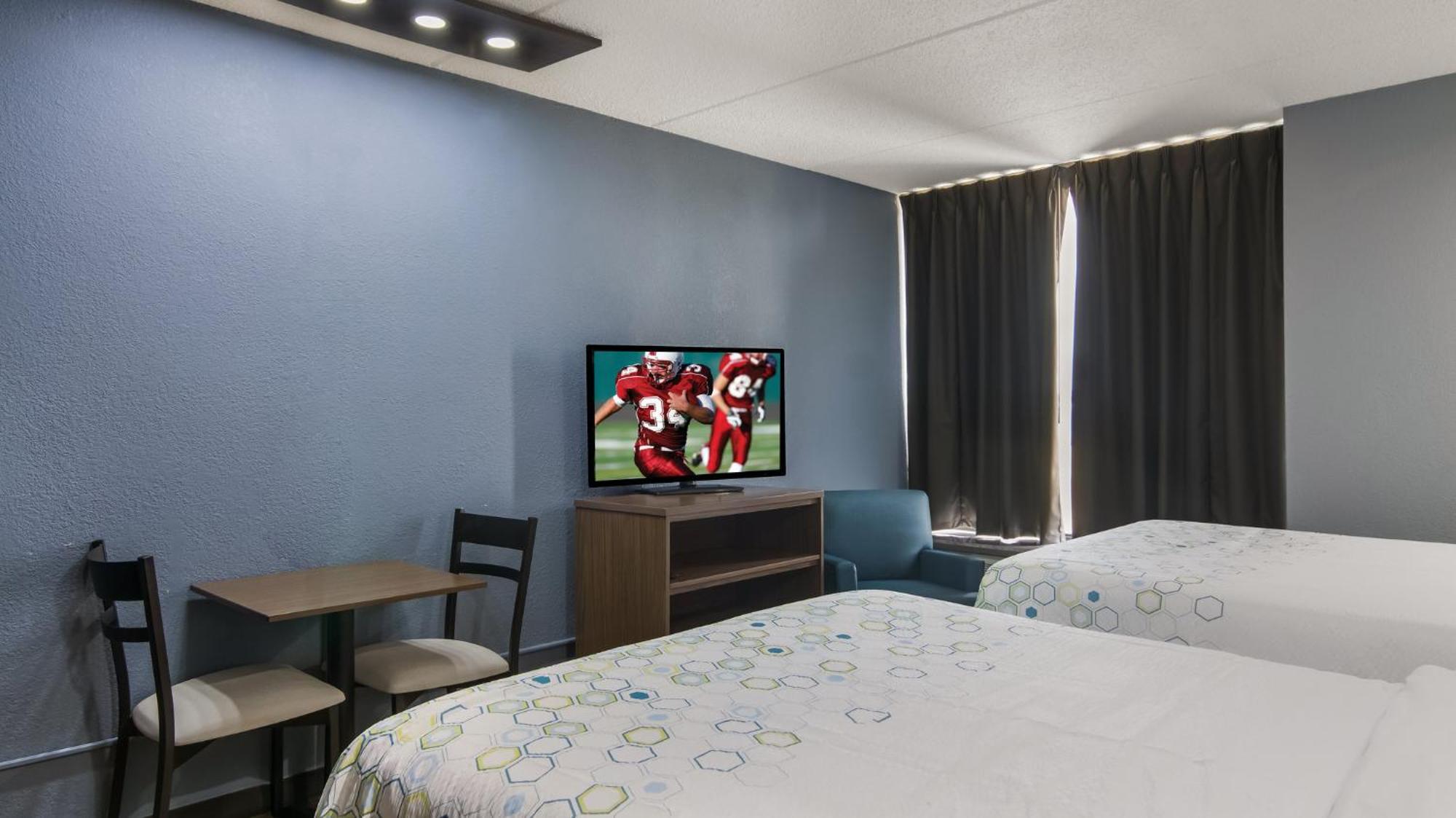 Hometowne Studios By Red Roof And Conference Center Chicago - N Aurora Naperville North Aurora Eksteriør bilde